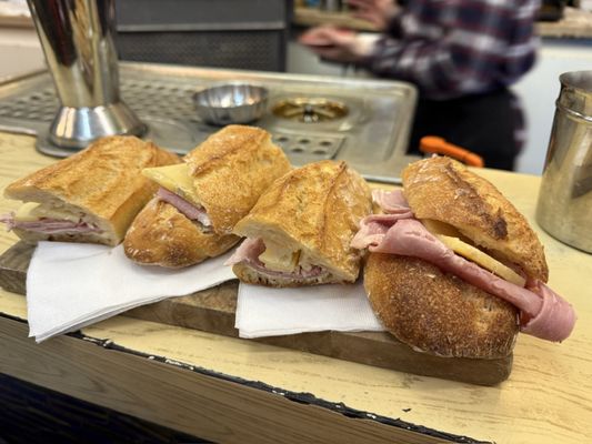 Le Petit Vendôme by null