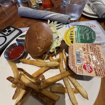 Burtons Grill & Bar - Kids Burger - New American Near Me - Framingham, Massachusetts