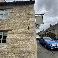 Rose & Crown