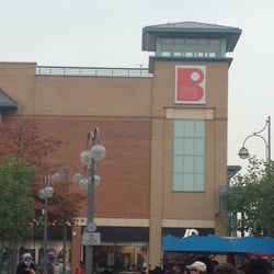 Broadway Shopping Centre