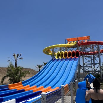 Wild Rivers - Tomcats ride - Water Parks Near Me - Irvine, California