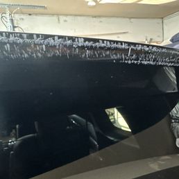 The car wash machine scrape my SUV up on my Kia Telluride. I do not recommend this place. The car wash machine scrape my SUV up on my Kia Telluride. I do not recommend this place.
