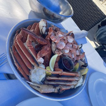 Tom Ham's Lighthouse - Seafood platter - Breakfast & Brunch Near Me - San Diego, California Tom Ham's Lighthouse - Seafood platter - Breakfast & Brunch Near Me - San Diego, California