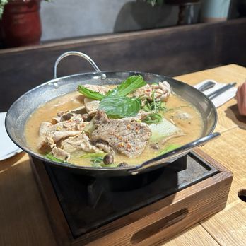 Morfire - Suki Nam Herbal Soup - Thai Near Me - Seattle, Washington