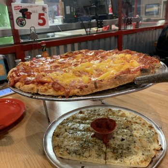 Fratelli Pizza - Pizza Near Me - Flagstaff, Arizona