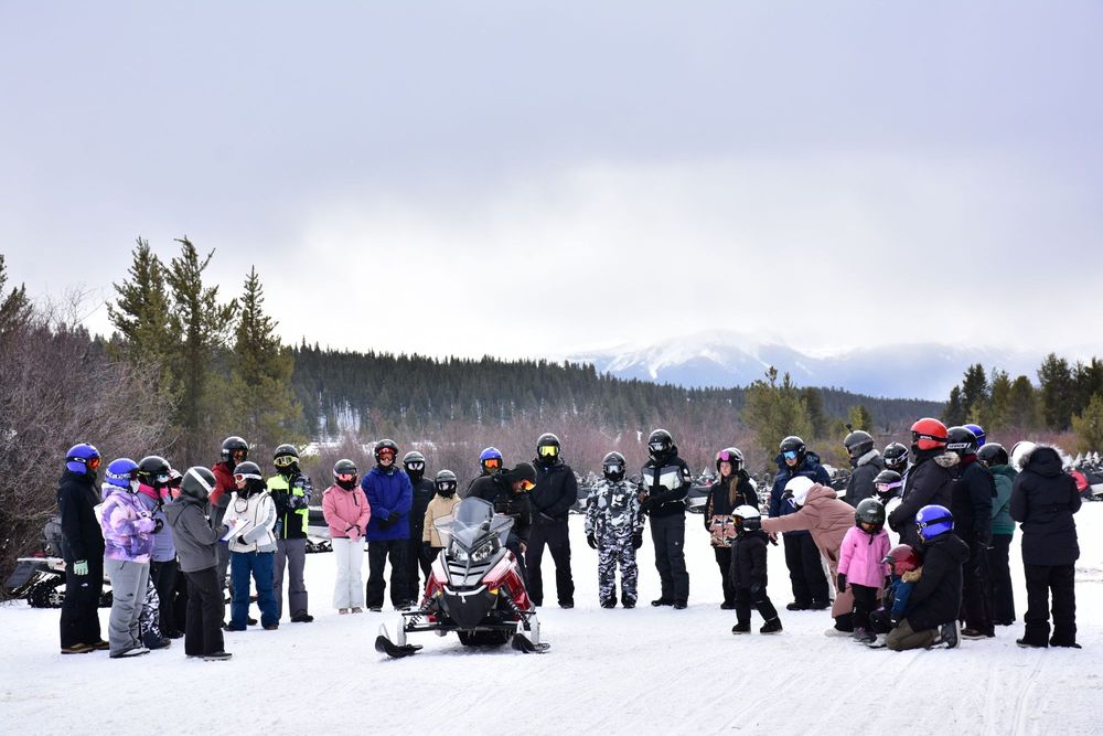 BRECKENRIDGE COLORADO SNOWMOBILING Updated October 2024 16 Photos