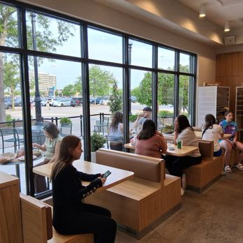sweetgreen - Healthy Salads, Wraps, and Bowls - Salad Near Me - Skokie, Illinois sweetgreen - Healthy Salads, Wraps, and Bowls - Salad Near Me - Skokie, Illinois
