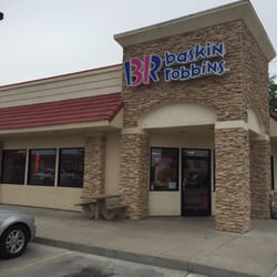 Baskin Robbins - Not a lot of fanfare for the grand opening
