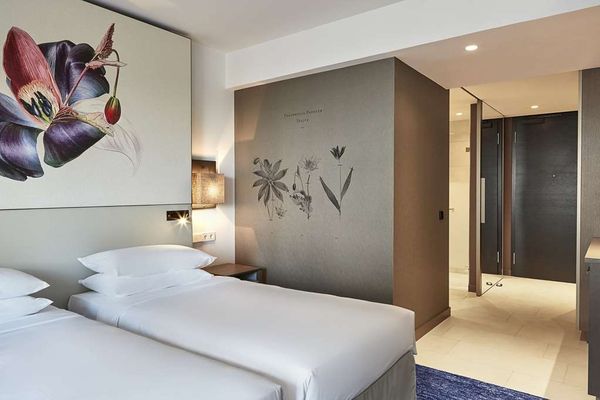 Hyatt Regency Amsterdam by null