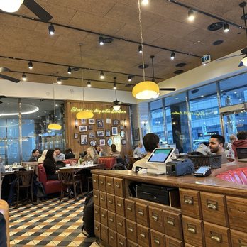 Cafe Landwer - Cafes Near Me - Toronto, Ontario