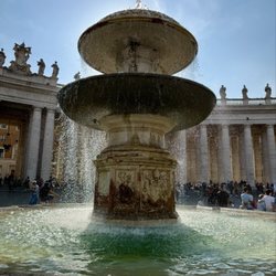 Piazza San Pietro - Fountain