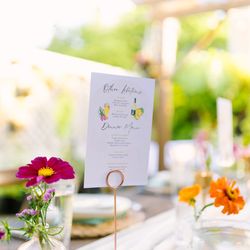 WedCycle Hawai'i - Rented menu holders and bud vases