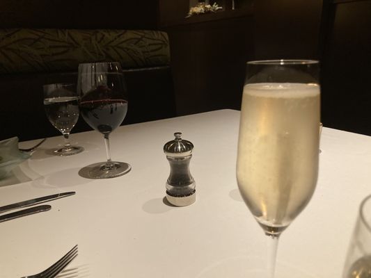 Masselow’s Steakhouse by null