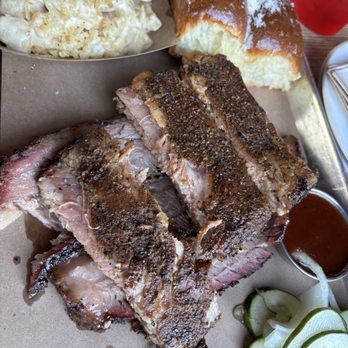 Heads And Tails Barbecue - Pick Two Meat - Barbeque Near Me - Berkeley, California