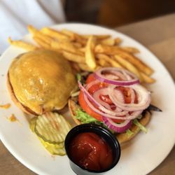 The Black Cat - Signature Cheeseburger