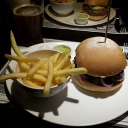 New Yorker Burger - Pulled Pork.