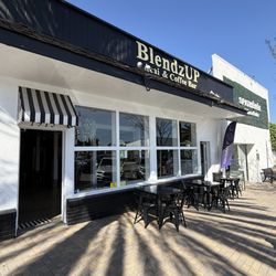 BlendzUP - Outside