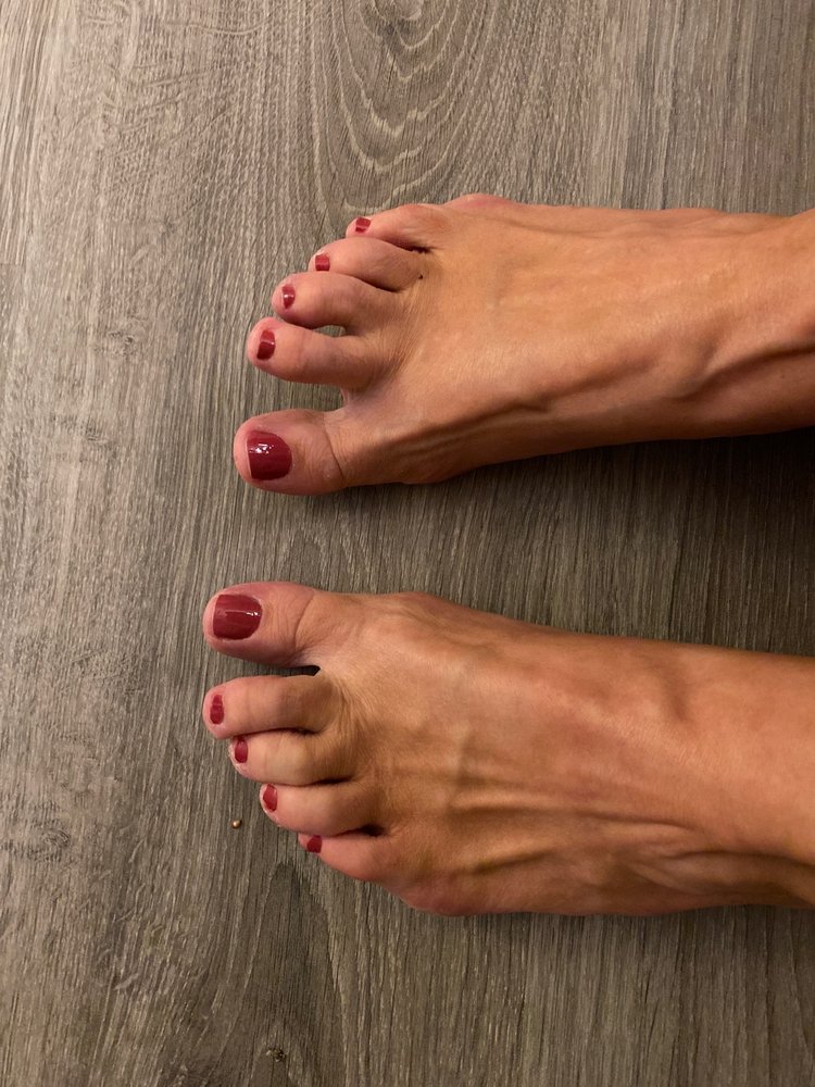 LL NAILS - 13 Photos & 19 Reviews - 13740 Little Rd, Hudson, Florida