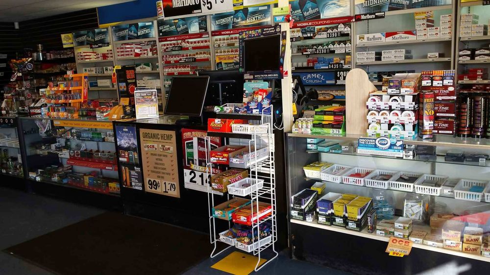 SMOKER FRIENDLY Updated October 2024 11 Photos 1043 S Pueblo Blvd