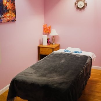 Zen Zone SPA - Comfortable room - Massage Near Me - Bellevue, Washington Zen Zone SPA - Comfortable room - Massage Near Me - Bellevue, Washington