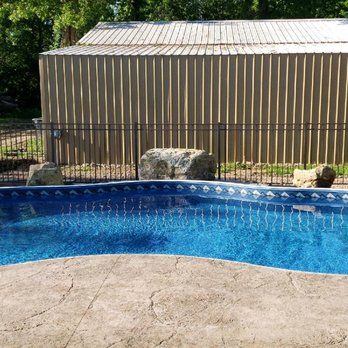 Extreme Pool & Patio - Hot Tub & Pool Near Me - Morrisonville, Illinois Extreme Pool & Patio - Hot Tub & Pool Near Me - Morrisonville, Illinois
