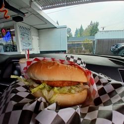 Johnny's Drive Inn & Diner - Chicken sandwich tasted like the ones you got from the lunch lady as a kid.