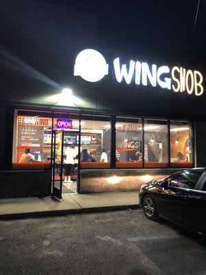 Wing Snob by null