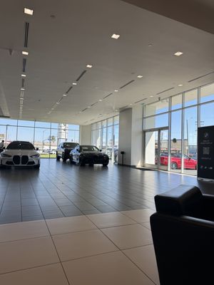 BMW OF DOWNTOWN LOS ANGELES - Updated August 2025 - 97 Photos & 160 ...