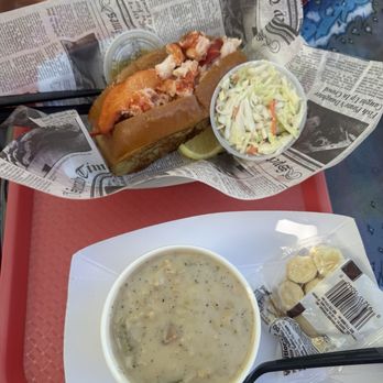 DJ's Clam Shack - Main Lobster Roll and Clam Chowder - Seafood Near Me - St. Augustine, Florida