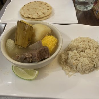 Rinconcito Salvadoreno - Salvadoran Near Me - Miami, Florida