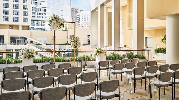 Conrad Los Angeles by null