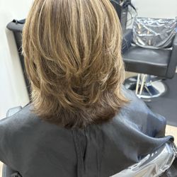 Studio 7 - Hair by Meddy