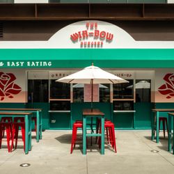 The Win-Dow - Hollywood - The newest Win~Dow Burger spot at Hollywood & Highland!