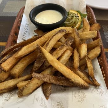 Campestre Triny - Fries with tartar sauce - Mexican Near Me - Los Barriles, BCS Campestre Triny - Fries with tartar sauce - Mexican Near Me - Los Barriles, BCS