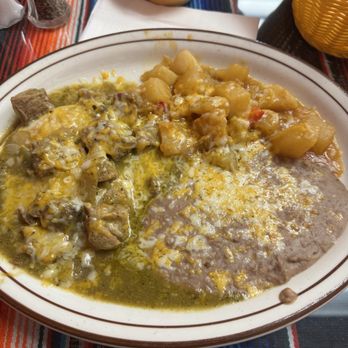 Lily's Cafe - Huevos con chile verde - Mexican Near Me - Fresno, California Lily's Cafe - Huevos con chile verde - Mexican Near Me - Fresno, California