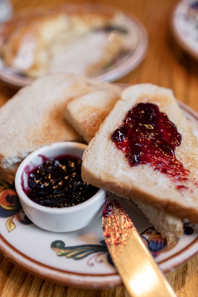 OAK TABLE CAFE Updated October 2024 709 Photos & 940 Reviews 3290