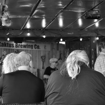 Kaktus Brewing - Joe Daddy and Hoodoo Jeff playing the Blues - Breweries Near Me - Bernalillo, New Mexico Kaktus Brewing - Joe Daddy and Hoodoo Jeff playing the Blues - Breweries Near Me - Bernalillo, New Mexico