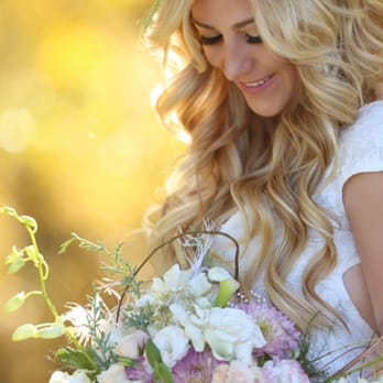 Ed Moore Florist - Real floral halo & bouquet for my first year wedding anniversary photos. - Florists Near Me - Denver, Colorado
