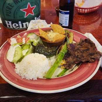 Los Arcos Restaurant - a plate of food on a table - Mexican Near Me - Los Angeles, California Los Arcos Restaurant - a plate of food on a table - Mexican Near Me - Los Angeles, California