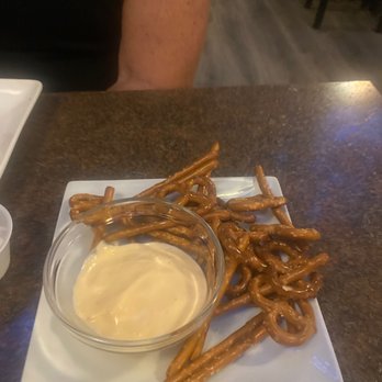The Living Room Venice - Free pretzels - American Near Me - Venice, Florida