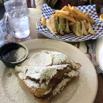 Momo's Cafe - French toast was AMAZING ! Best I've ever had. - American Near Me - Vallejo, California