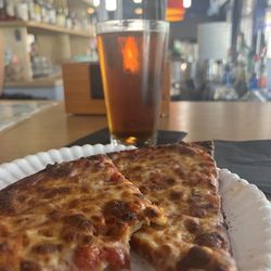 Mad Pizza - Cheese pizza
