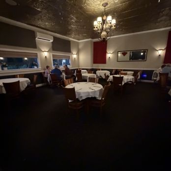 Bruno's Italian Bistro - Inside back dining room - Italian Near Me - Morris Plains, New Jersey