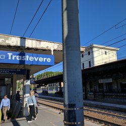 Stazione Roma Trastevere