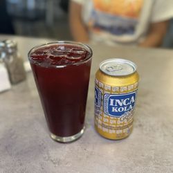 El Pollon - Chicha Limeña (Chicha Morada) and Inca Kola