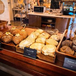 AL & Ernie’s Bakery Cafe - Pastries