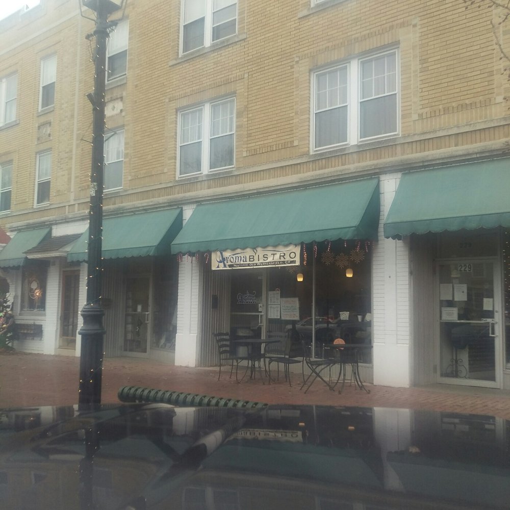 Aroma Bistro - On a cute, historic (quiet) main street-esque strip - Burgers Near Me - Wethersfield, Connecticut