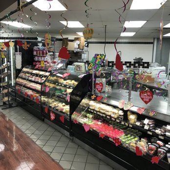 Farm Fresh - The bakery looks amazing! - Grocery Near Me - Richmond, Virginia Farm Fresh - The bakery looks amazing! - Grocery Near Me - Richmond, Virginia