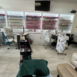 Luxury Nails & Lashes