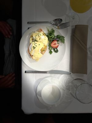 Cafe St. Petersburg by null